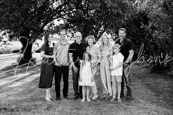 Holman Extended Family BW (1)