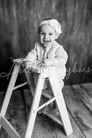 Adeline Cake Smash-9BW