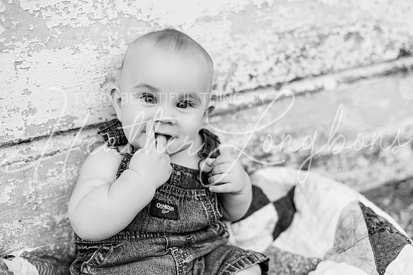 Forrest 6 months + family photos-114BW