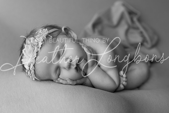 Ellaretta newborn-2BW