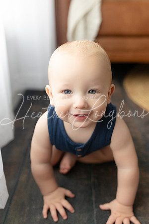 Luka one year-8