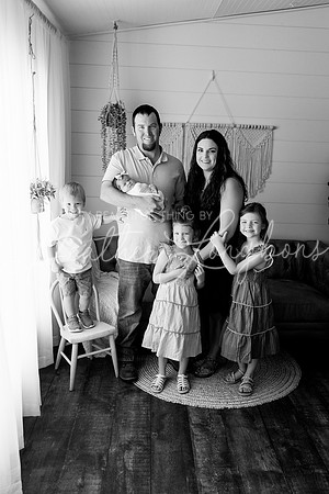 Emery Newborn-27BW