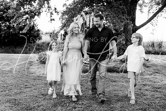 Holman Extended Family BW (86)