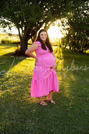 Tyler and Mackenzie Maternity 2024-62
