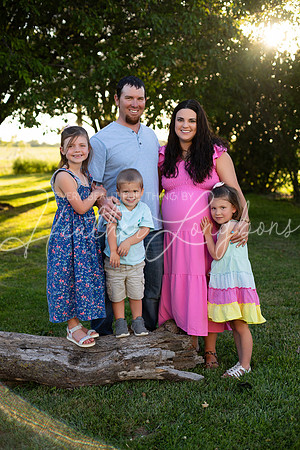 Tyler and Mackenzie Maternity 2024-4