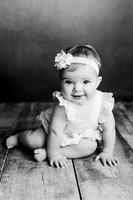 Georgia Sitter Session-5BW