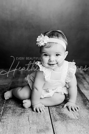 Georgia Sitter Session-5BW