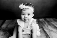 Georgia Sitter Session-3BW