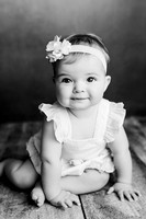 Georgia Sitter Session-6BW