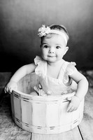 Georgia Sitter Session-9BW