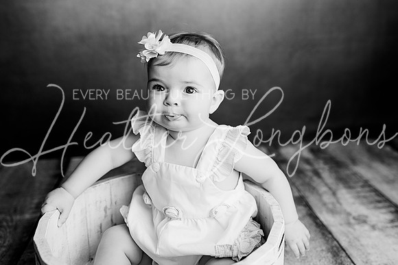 Georgia Sitter Session-14BW
