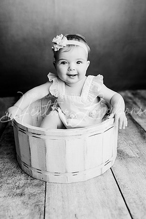 Georgia Sitter Session-13BW