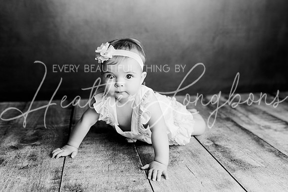 Georgia Sitter Session-15BW