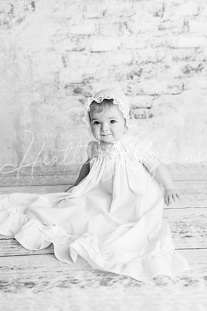 Georgia Sitter Session-17BW