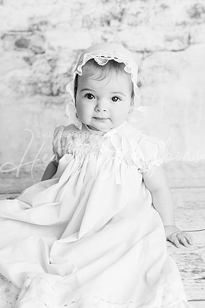 Georgia Sitter Session-21BW