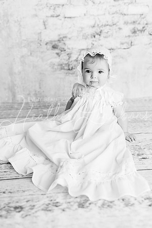 Georgia Sitter Session-19BW