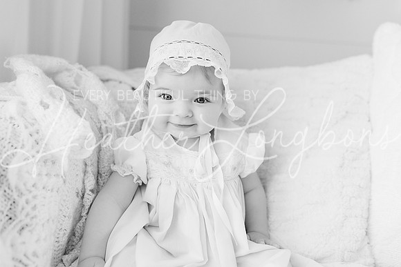 Georgia Sitter Session-31BW
