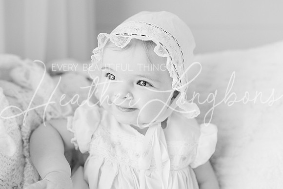 Georgia Sitter Session-33BW