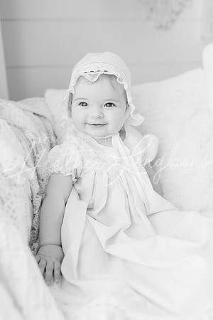 Georgia Sitter Session-41BW