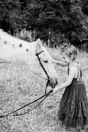 St Ledger family-175BW