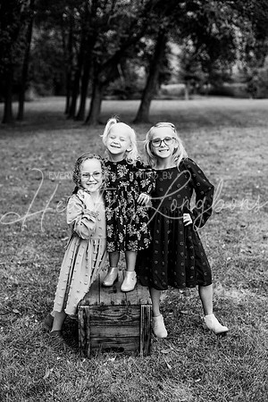Aydt Extended family-47BW
