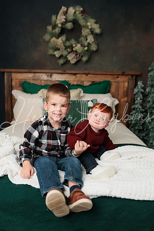 Christmas 2025 Cousins-6