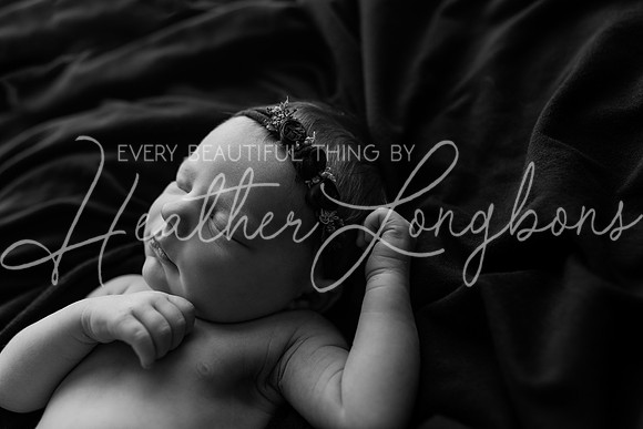 Sarah Newborn-30BW