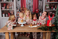 Christmas Kitchen Cousins-4