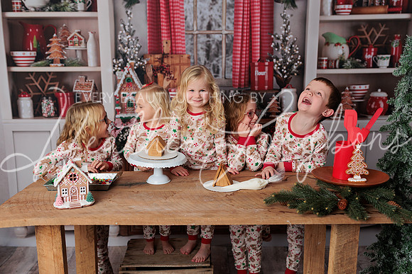 Christmas Kitchen Cousins-4