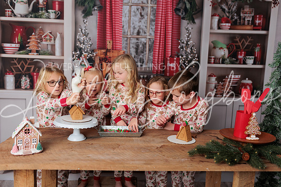 Christmas Kitchen Cousins-8