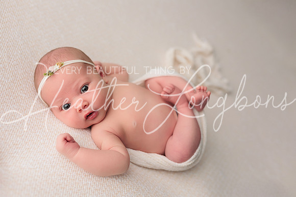 Bella Newborn-1