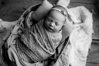 Bella Newborn-7BW