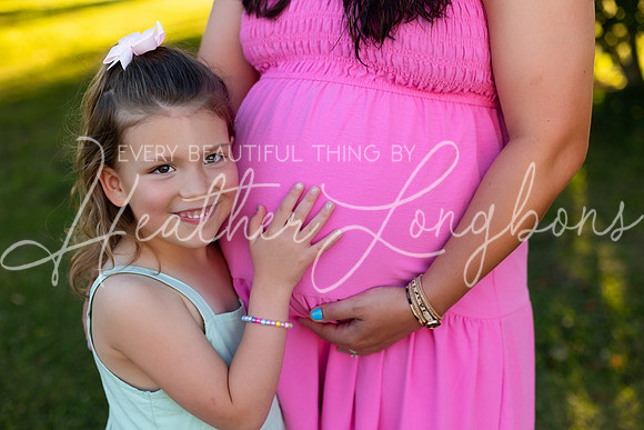 Tyler and Mackenzie Maternity 2024-40