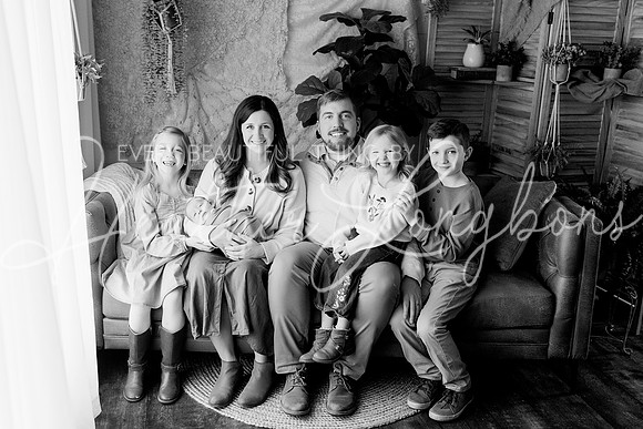 Lena Harris Newborn-1BW