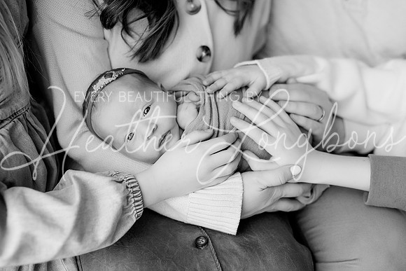 Lena Harris Newborn-7BW
