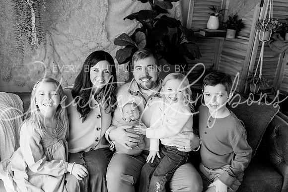 Lena Harris Newborn-8BW