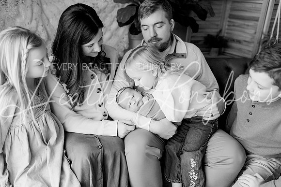 Lena Harris Newborn-12BW