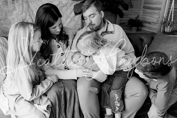 Lena Harris Newborn-14BW