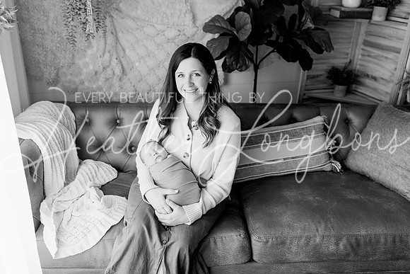 Lena Harris Newborn-25BW