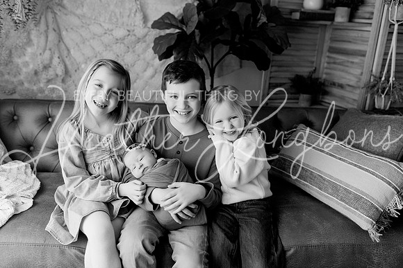 Lena Harris Newborn-76BW