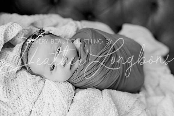 Lena Harris Newborn-84BW
