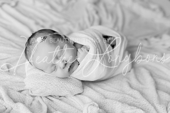 Lena Harris Newborn-91BW