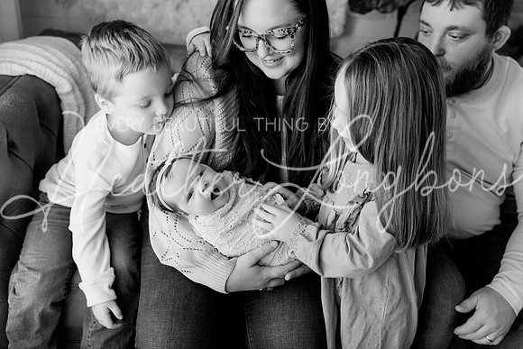 Corie Taylor Newborn-4BW