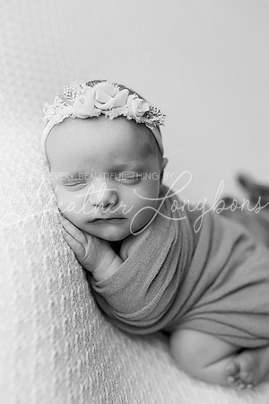 Ruby Johnston Newborn-4BW