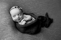Ruby Johnston Newborn-2BW