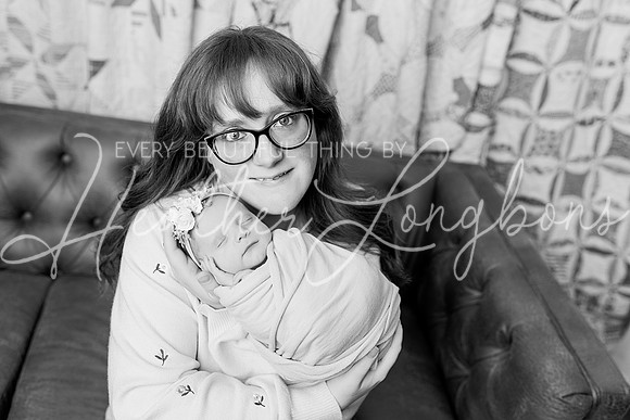 Ruby Johnston Newborn-15BW