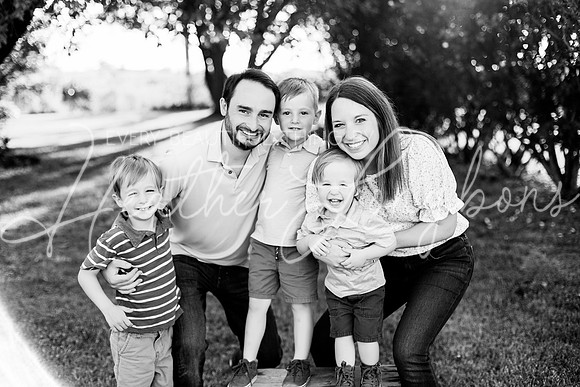 Schlais family 2024-44BW