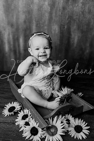 Dusti One Year-25BW