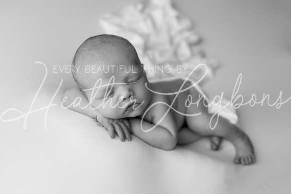Mason Newborn-10BW