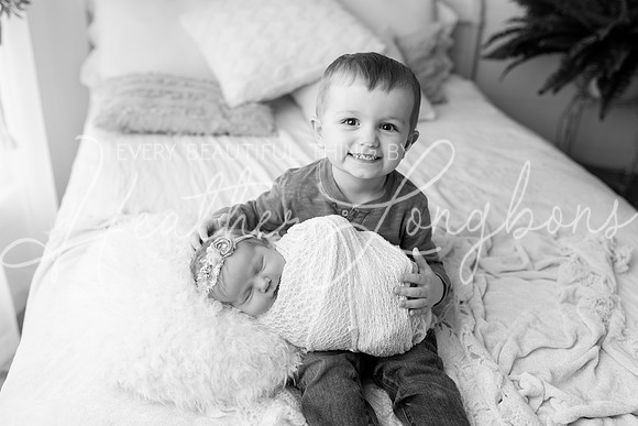 Ellaretta newborn-6BW